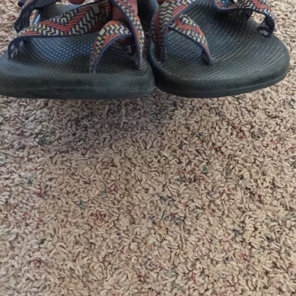 Aztec pattern chacos - Picture 4 of 4